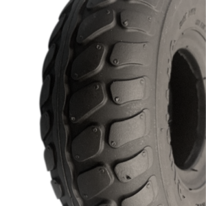 TYRE, 888 REAR (260 X 85) BLACK